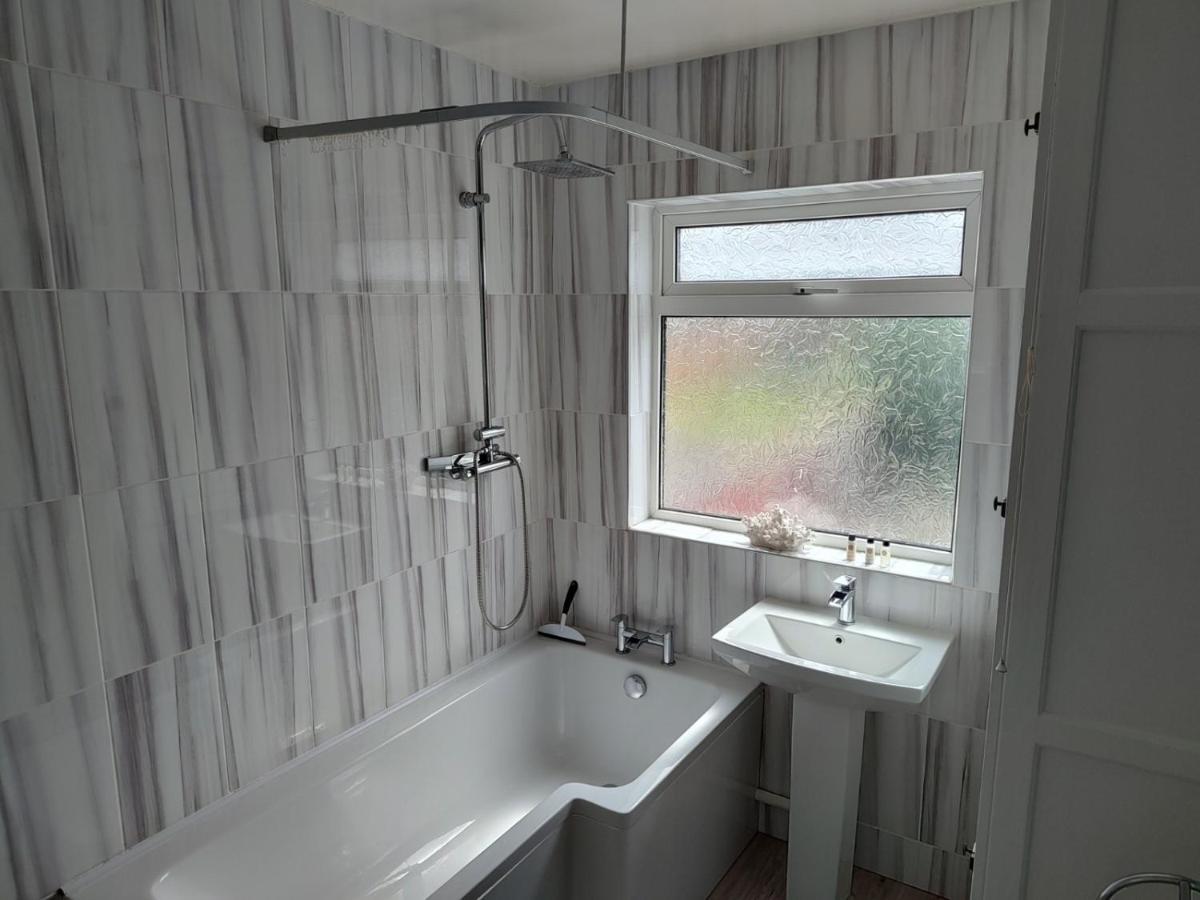Wavertree Drive 3 Bed Contractor Home In Leicester Zewnętrze zdjęcie