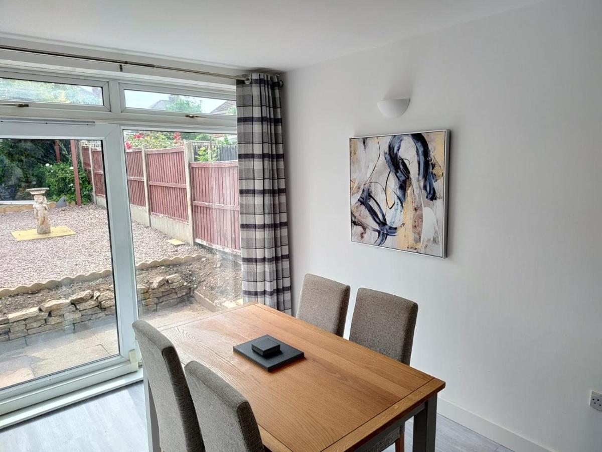 Wavertree Drive 3 Bed Contractor Home In Leicester Zewnętrze zdjęcie