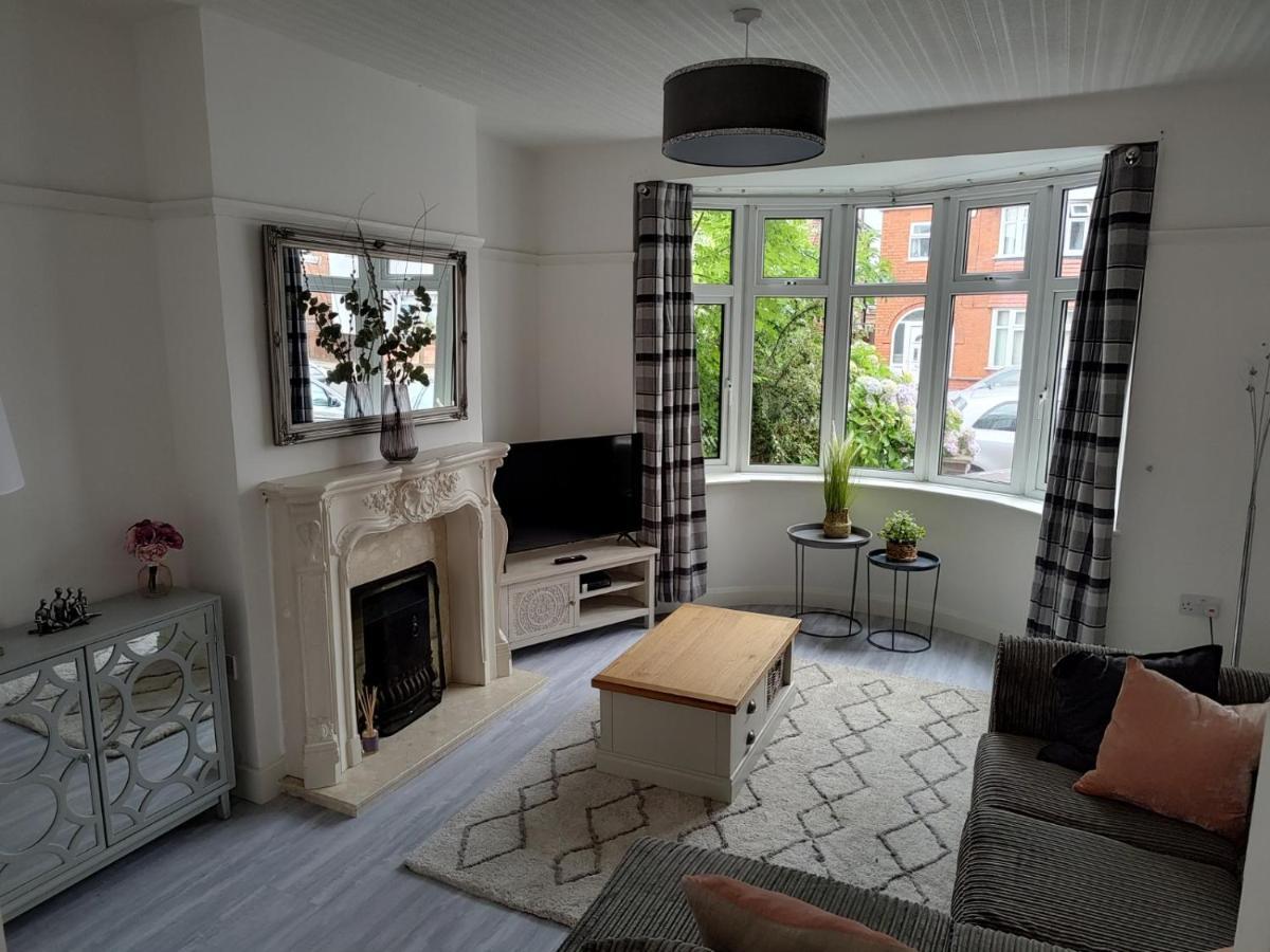 Wavertree Drive 3 Bed Contractor Home In Leicester Zewnętrze zdjęcie