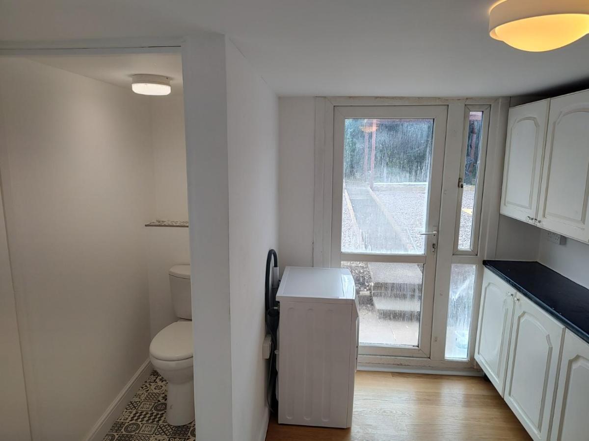 Wavertree Drive 3 Bed Contractor Home In Leicester Zewnętrze zdjęcie
