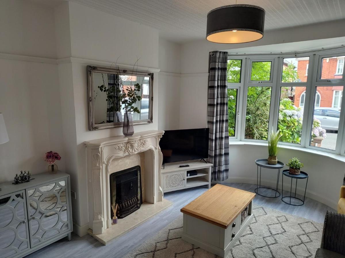 Wavertree Drive 3 Bed Contractor Home In Leicester Zewnętrze zdjęcie